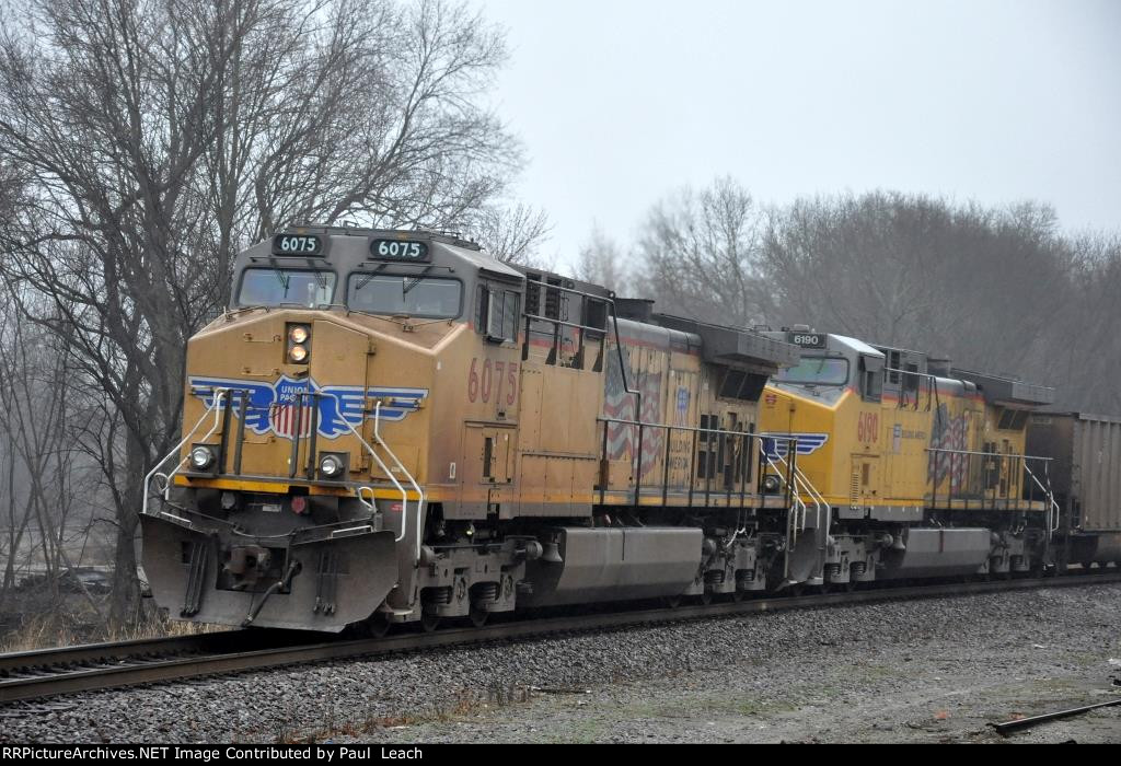 DPU's shove empty coal train east